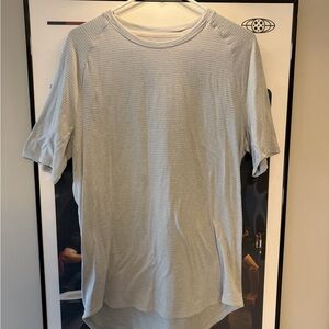 Lululemon license to train shirt - Large